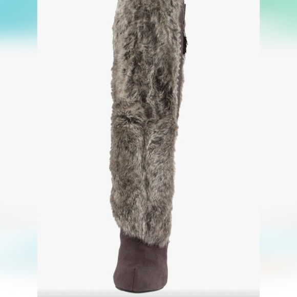 NEW NOT RATED FAUX FUR BOOTS - Picture 2 of 11